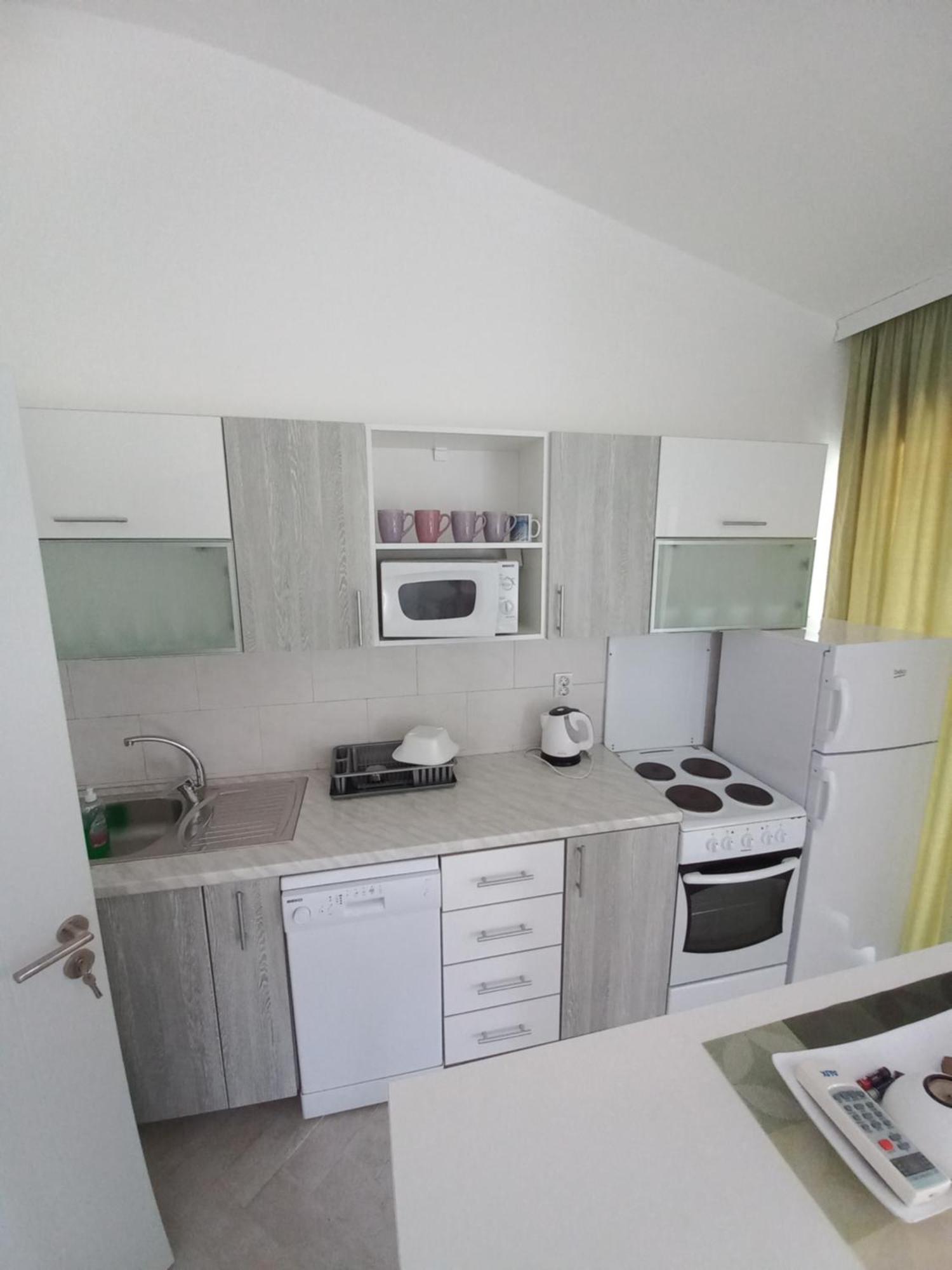 Nana Dea 2 Apartamento Utjeha Quarto foto