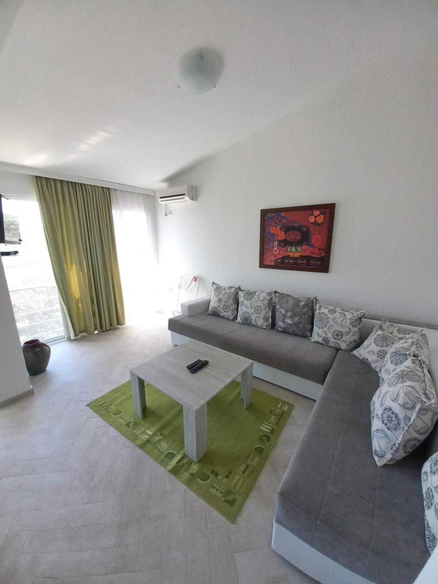 Nana Dea 2 Apartamento Utjeha Quarto foto