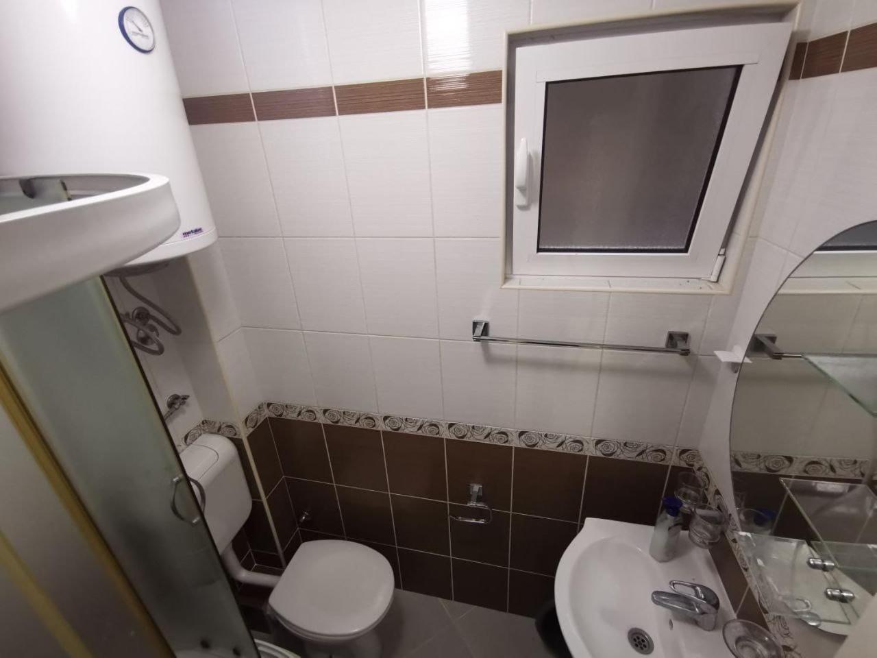 Nana Dea 2 Apartamento Utjeha Quarto foto