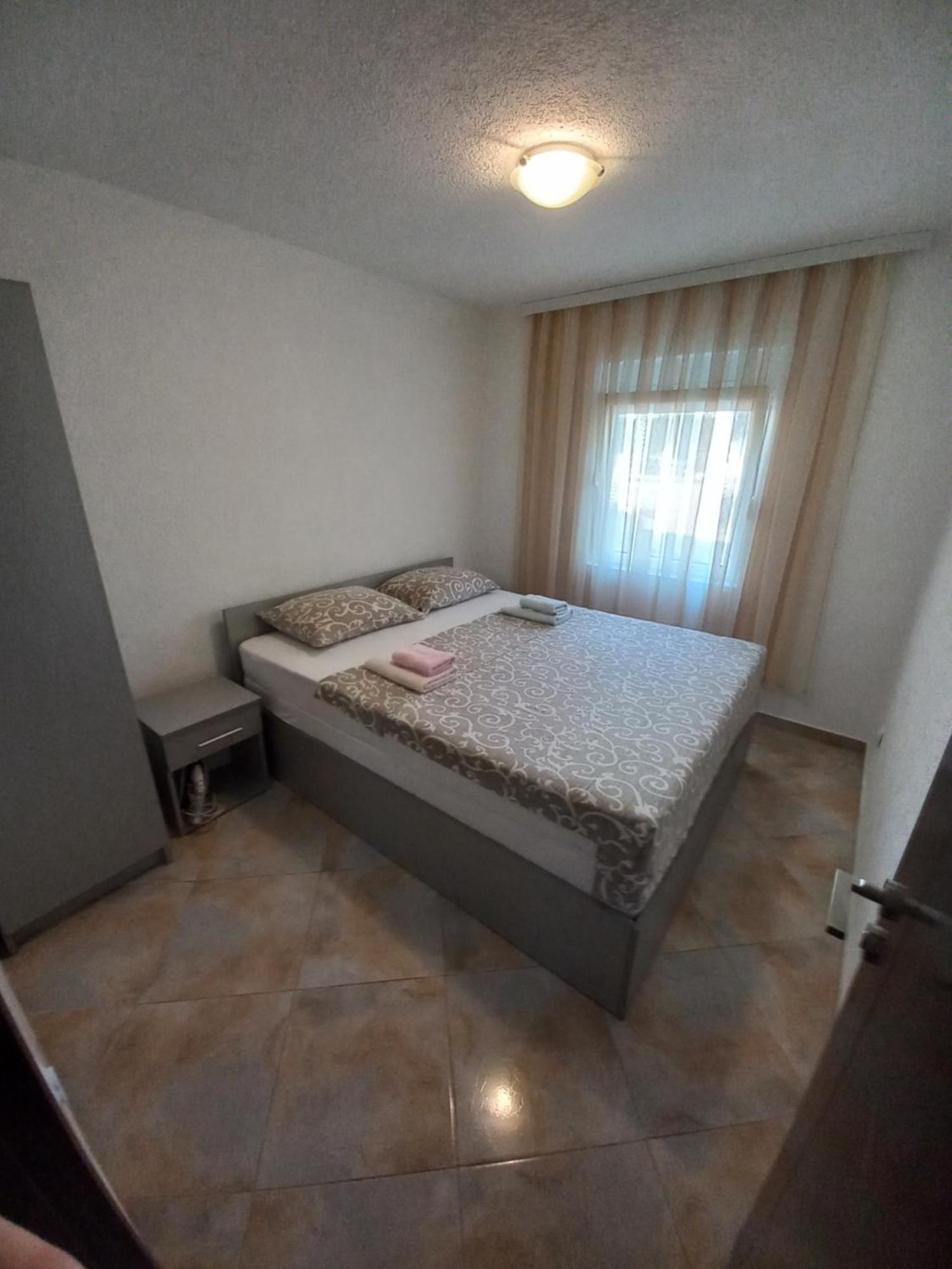 Nana Dea 2 Apartamento Utjeha Quarto foto